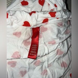 Loose pant heart design